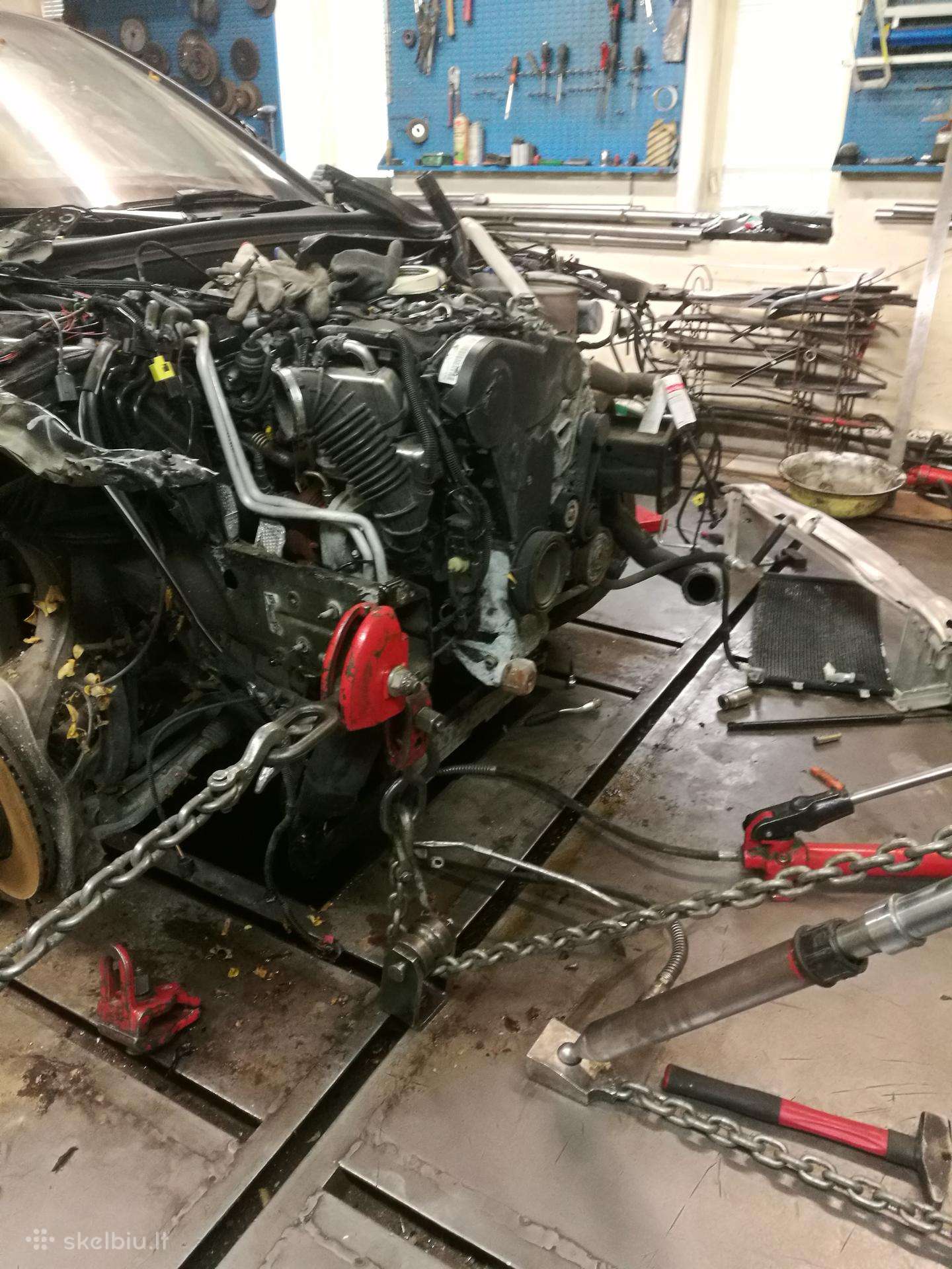 Auto kėbulų remontas, lyginimas, dažymas