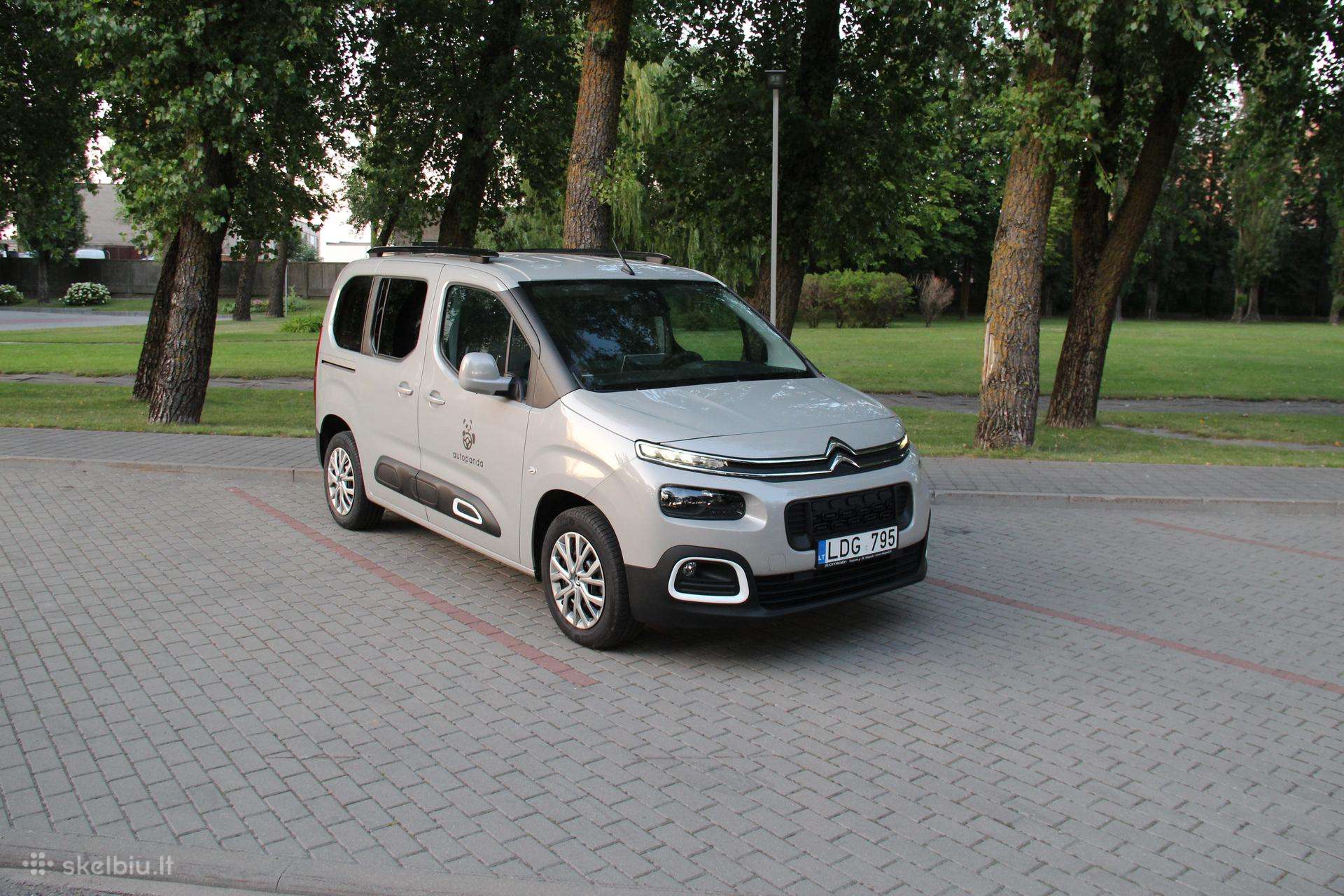 Dacia Jogger, Пассажирский микроавтобус