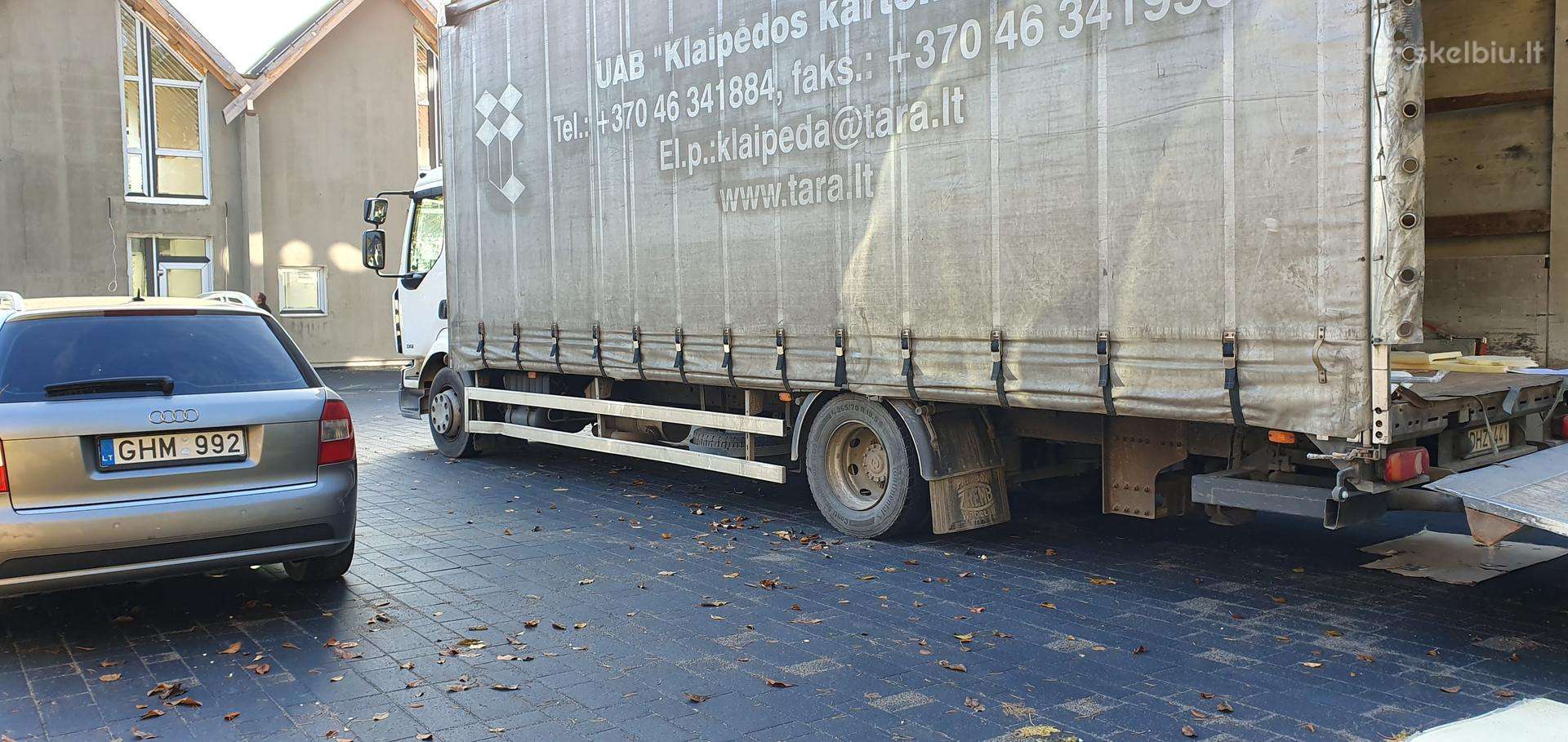 Pigiausias krovinių pervežimasperkraustymas