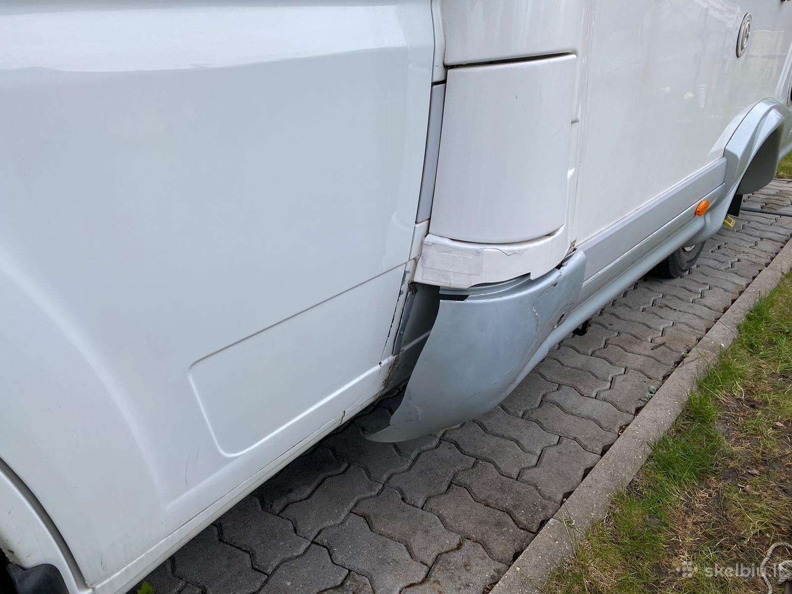 Visų automobilių plastmasių remontas.
