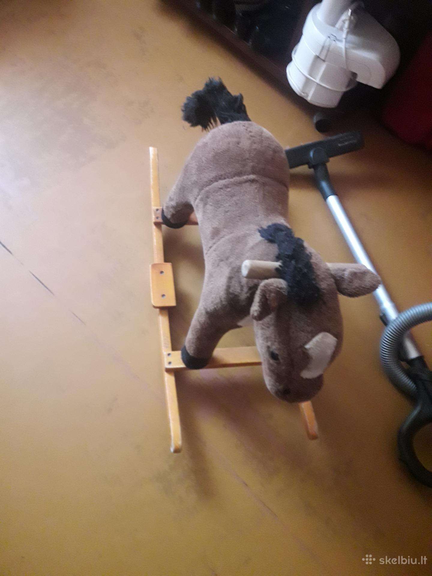 Dovanoju supama arkliuką