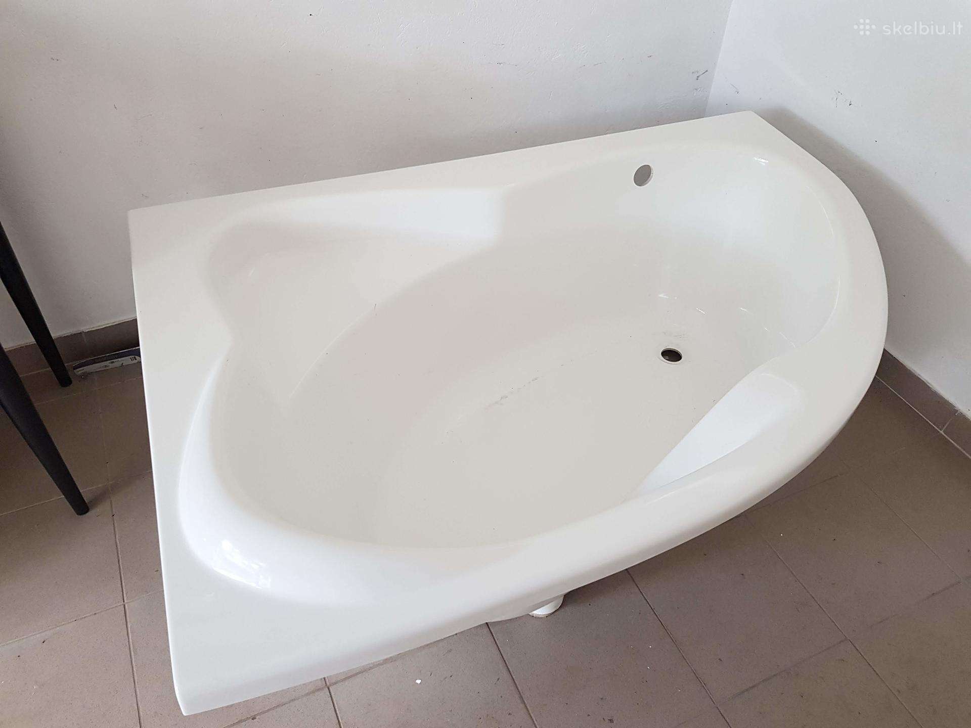 Nauja akmens masės vonia 1500x1000