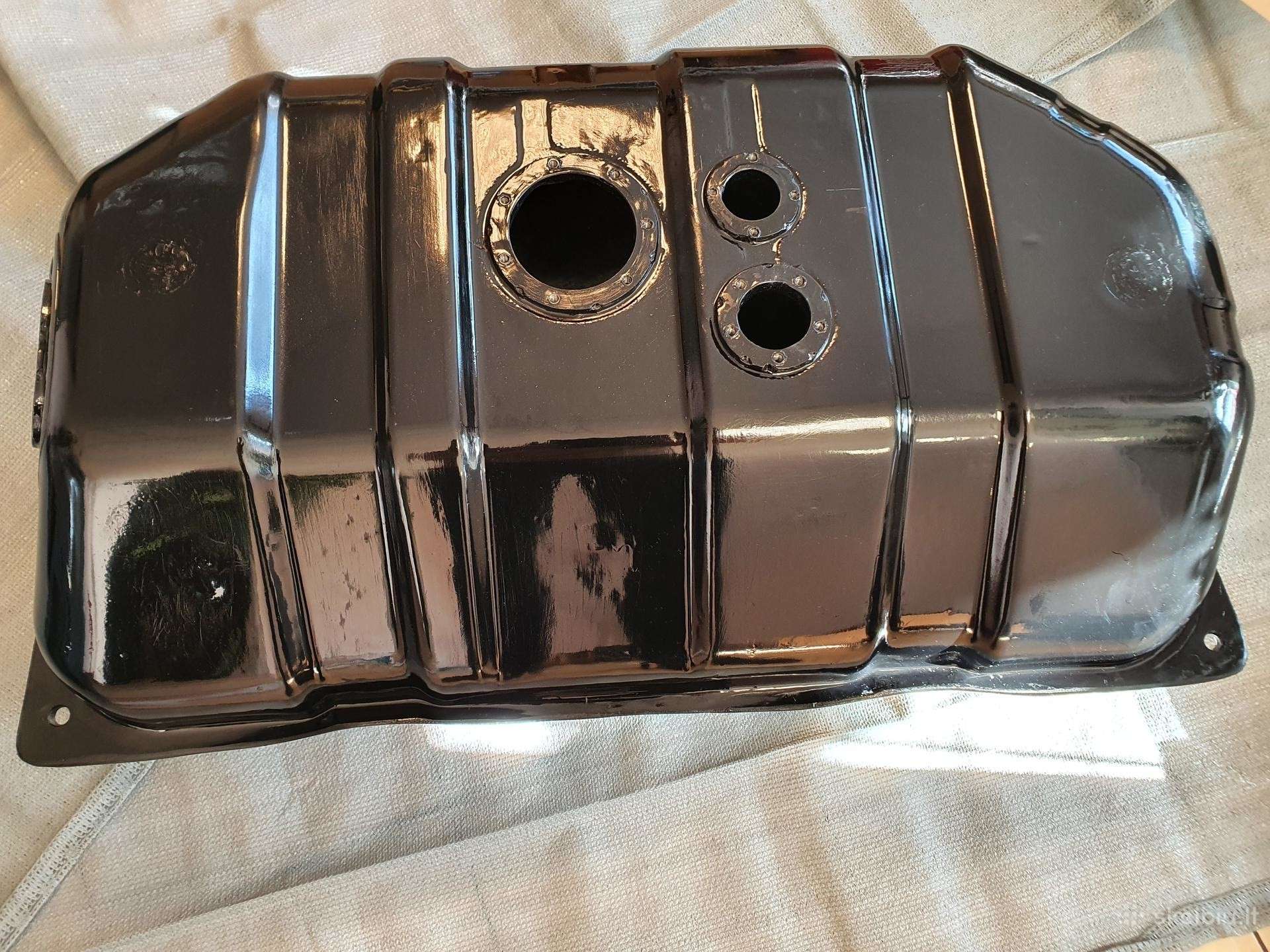 Toyota Land Cruiser 90-95,120 plastikinis bakas