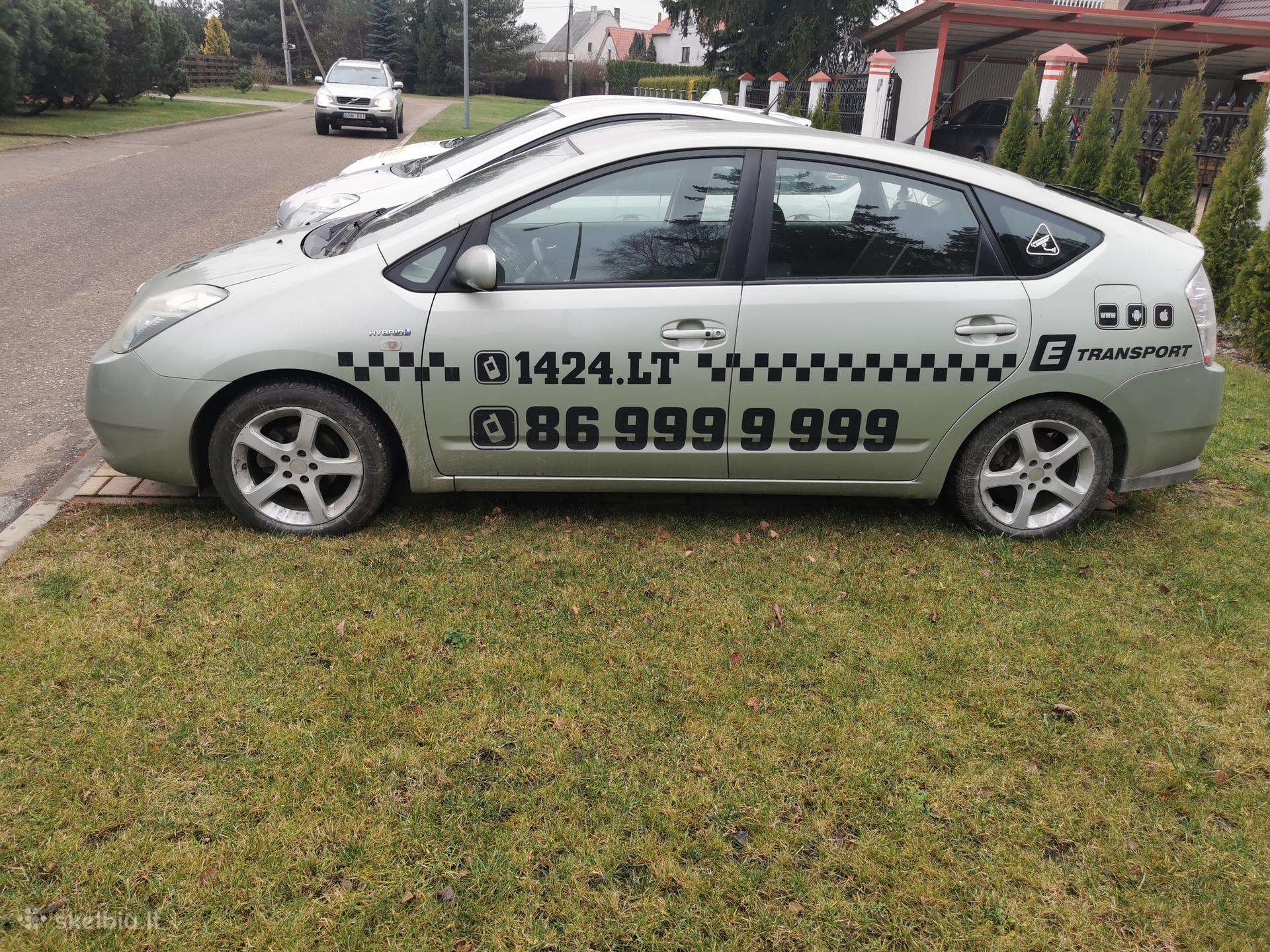Toyota Prius, hatchback