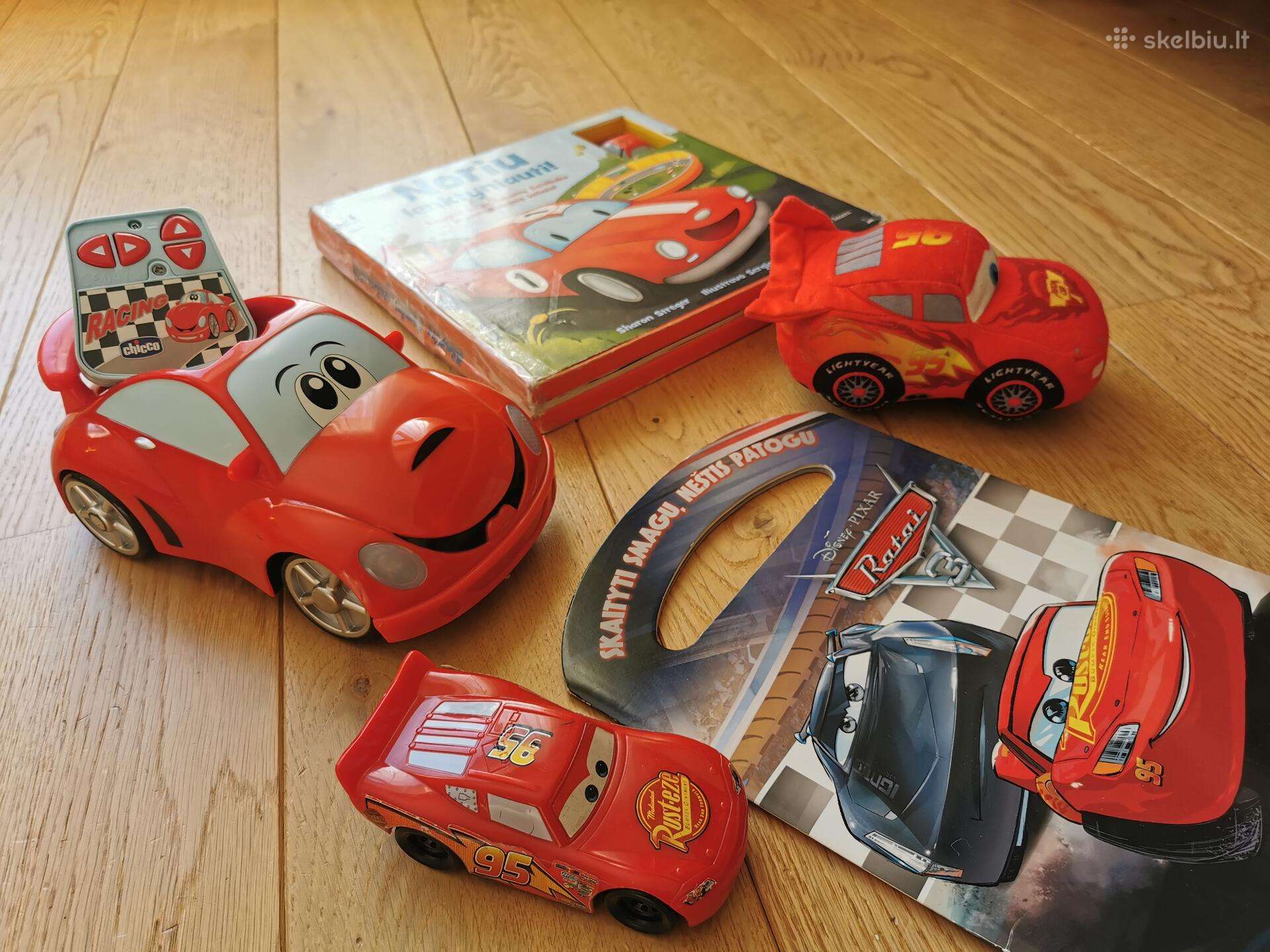 Žaibo Makvyno gerbėjams valdomas automobilis ir kt