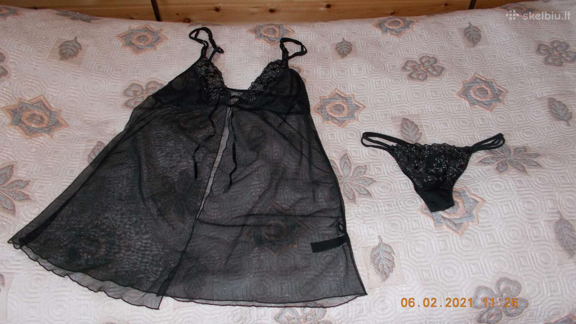 Apatinis nėriniuotas komplektas