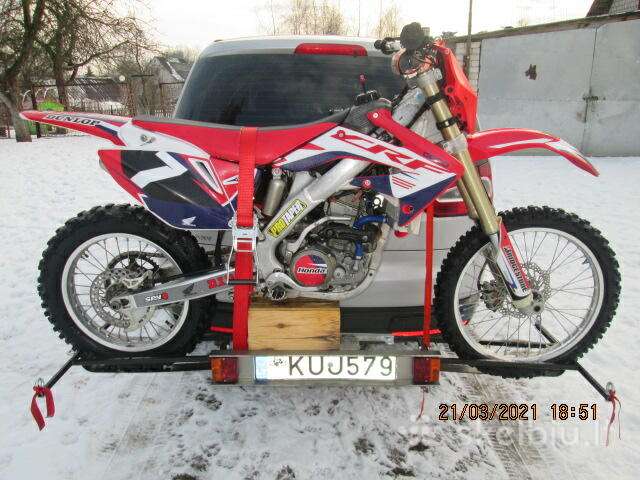 -Kita-, passenger car trailers