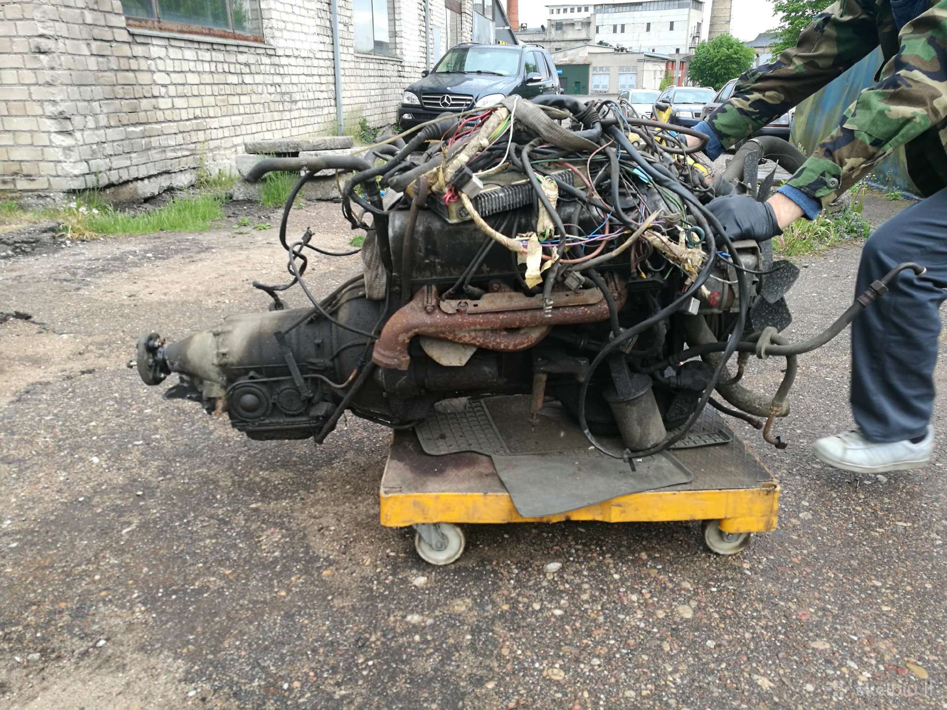 Mercedes 4.5l variklis