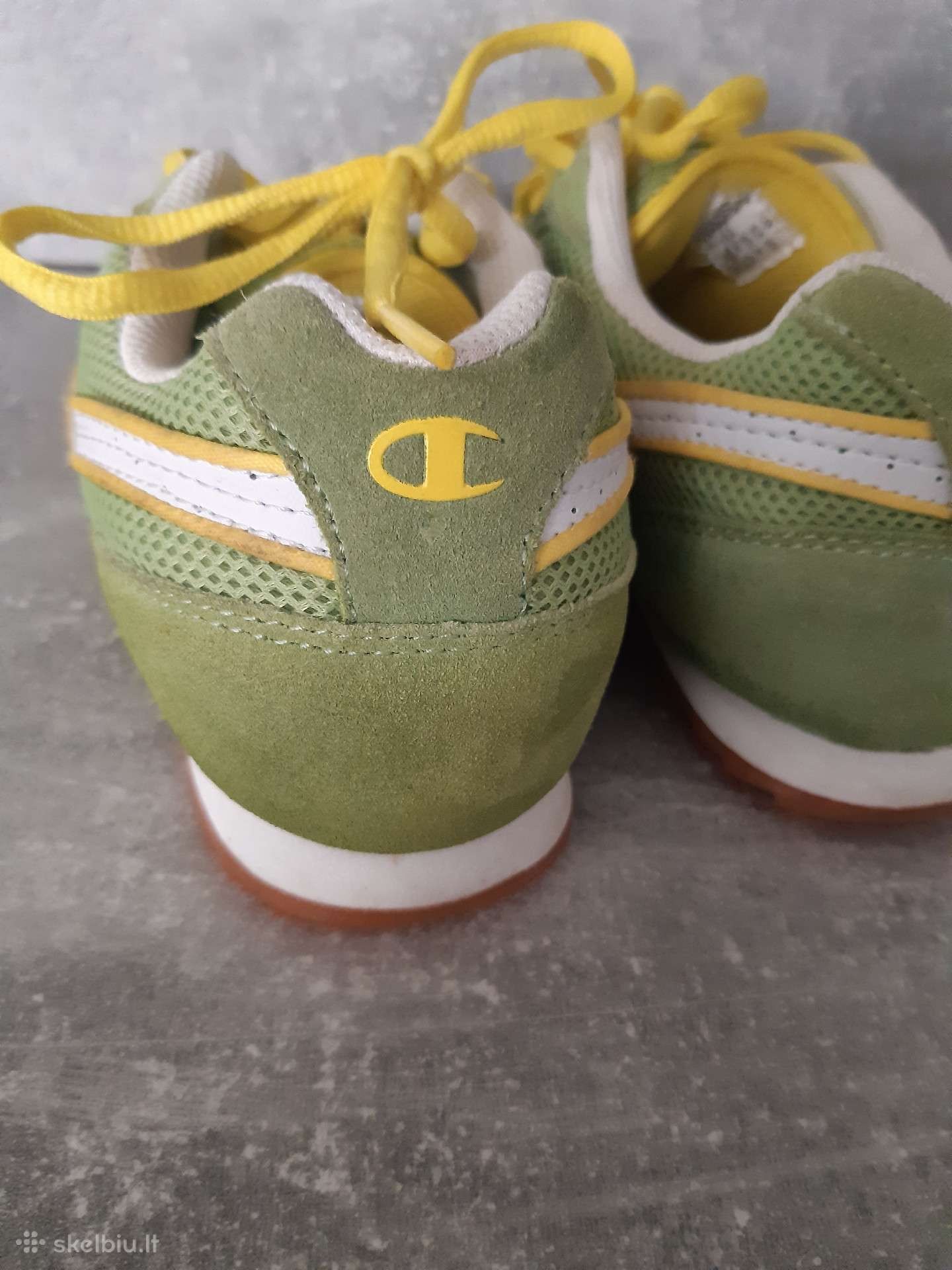 Champion 37 kedai