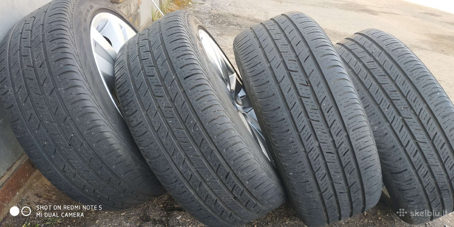 -Kita-, universalios 225/45 R17