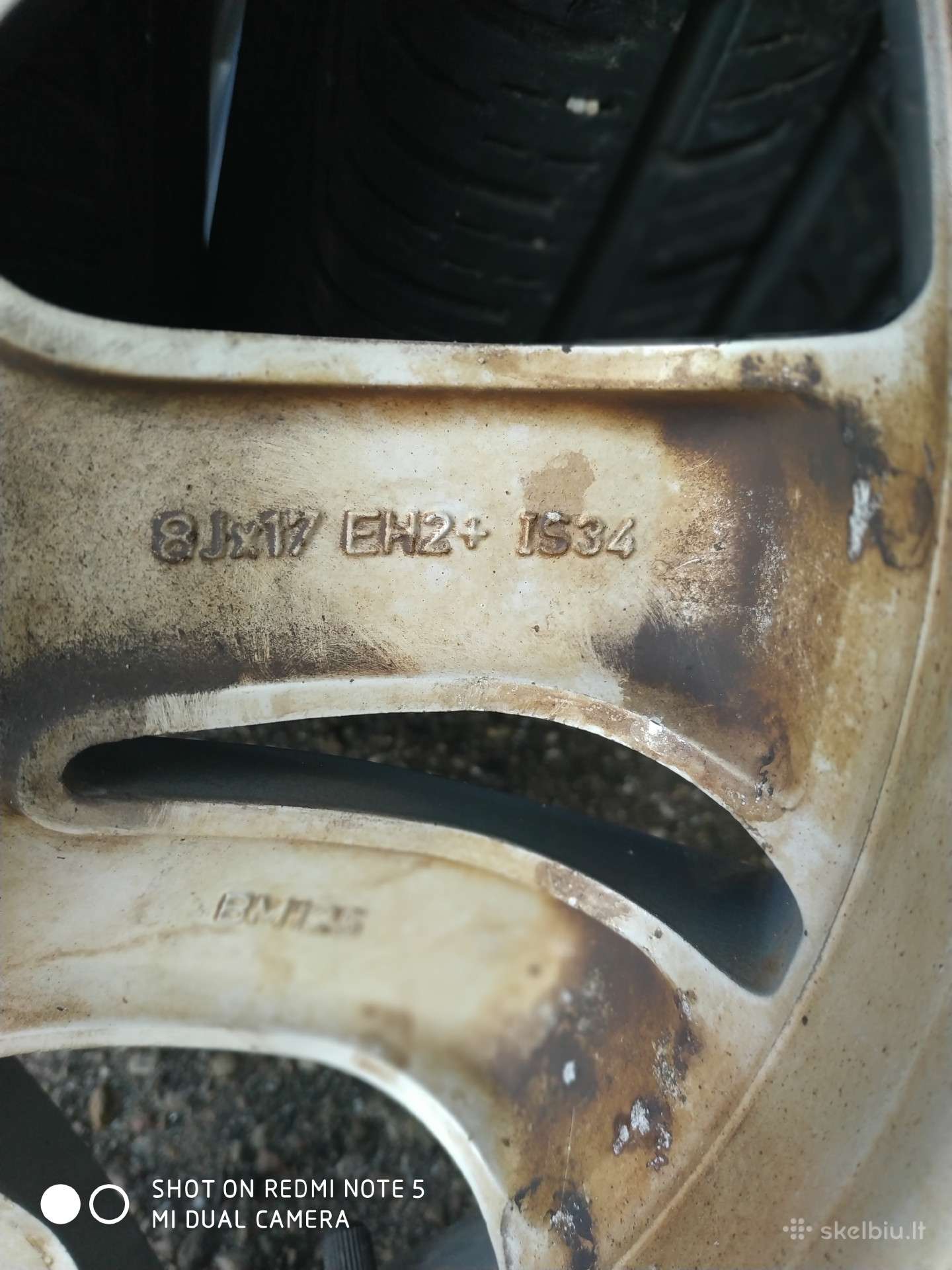 -Kita-, universalios 225/45 R17