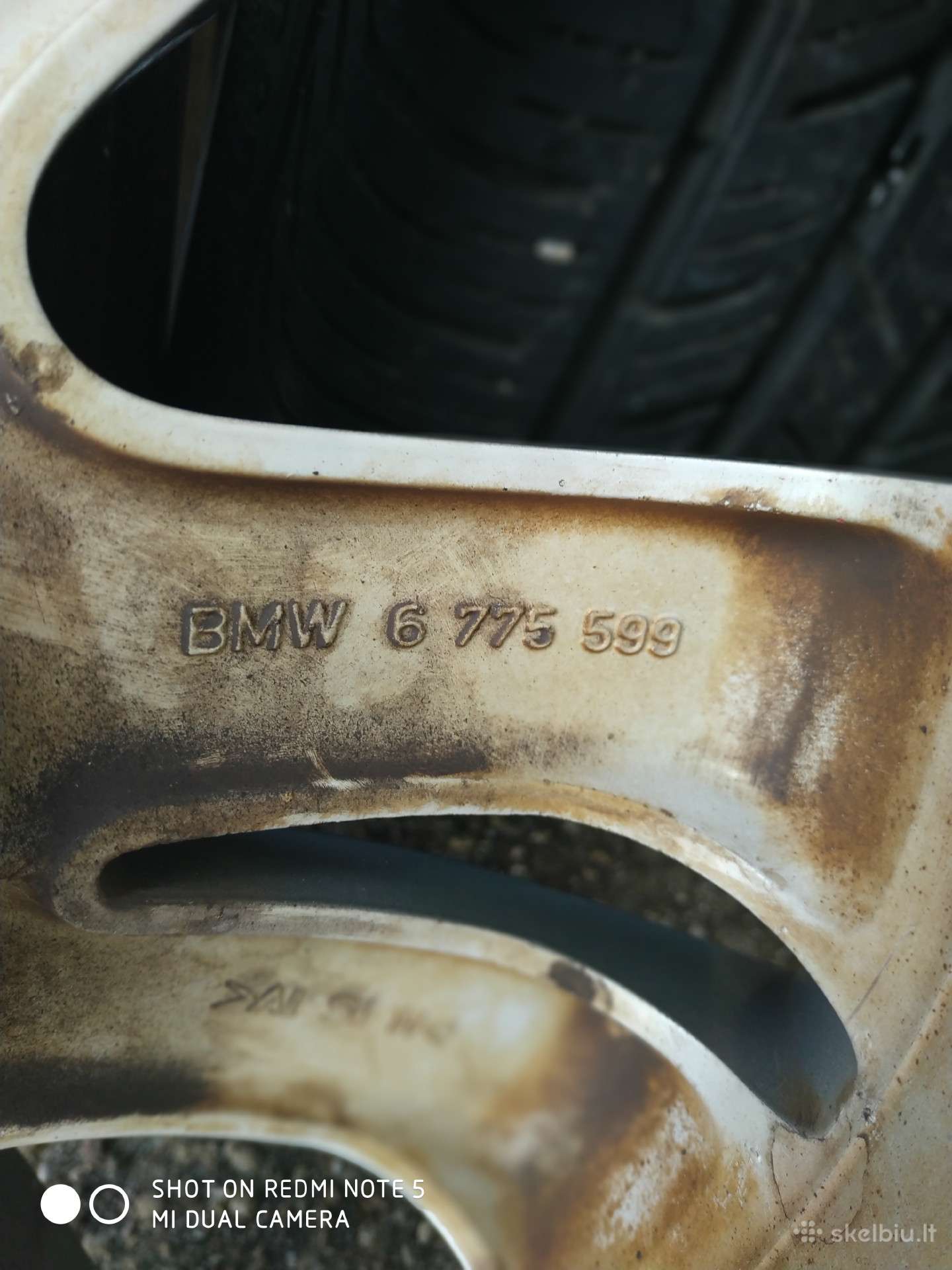 -Kita-, universalios 225/45 R17