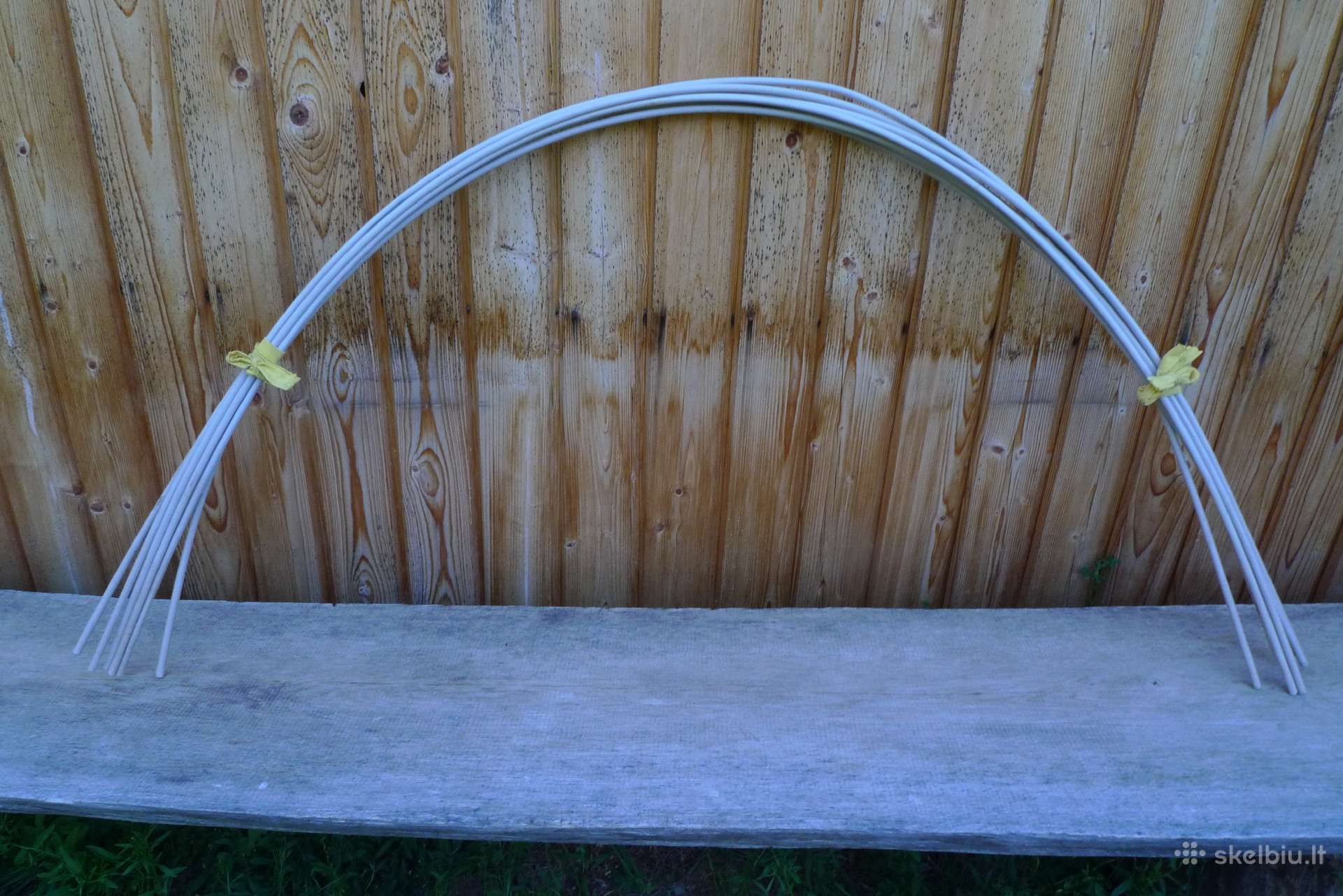 Lankeliai darzo lysves siltnamiui 8 vnt. po 1.50m