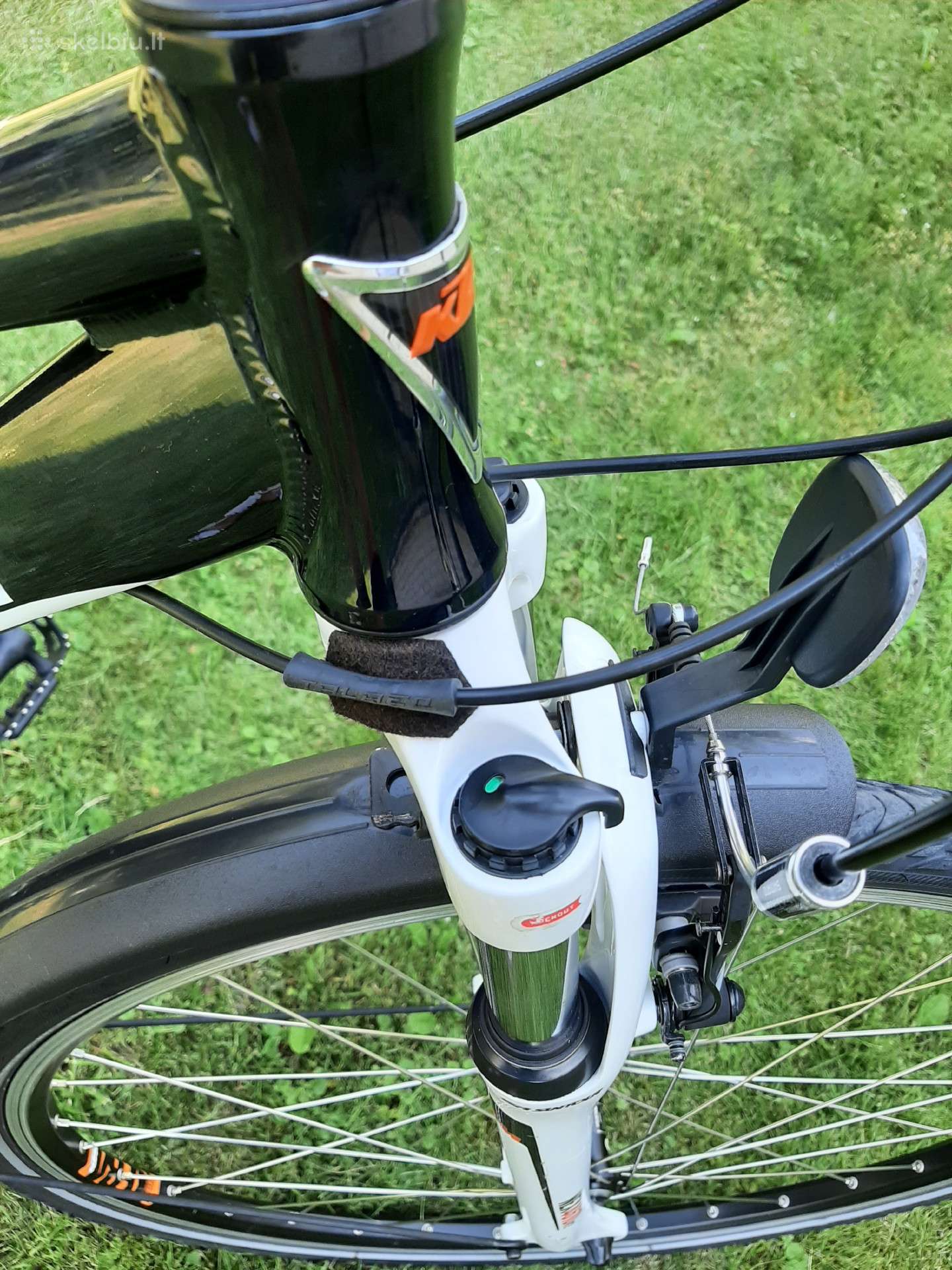 Гибридный велосипед KTM