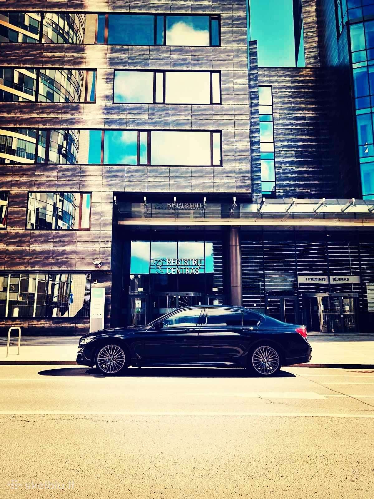 BMW X7, limousine