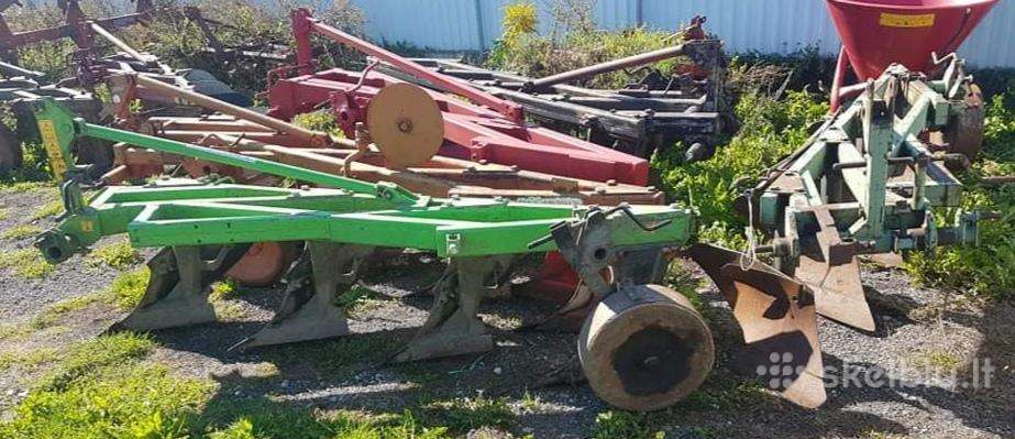 -Kita-, ploughs