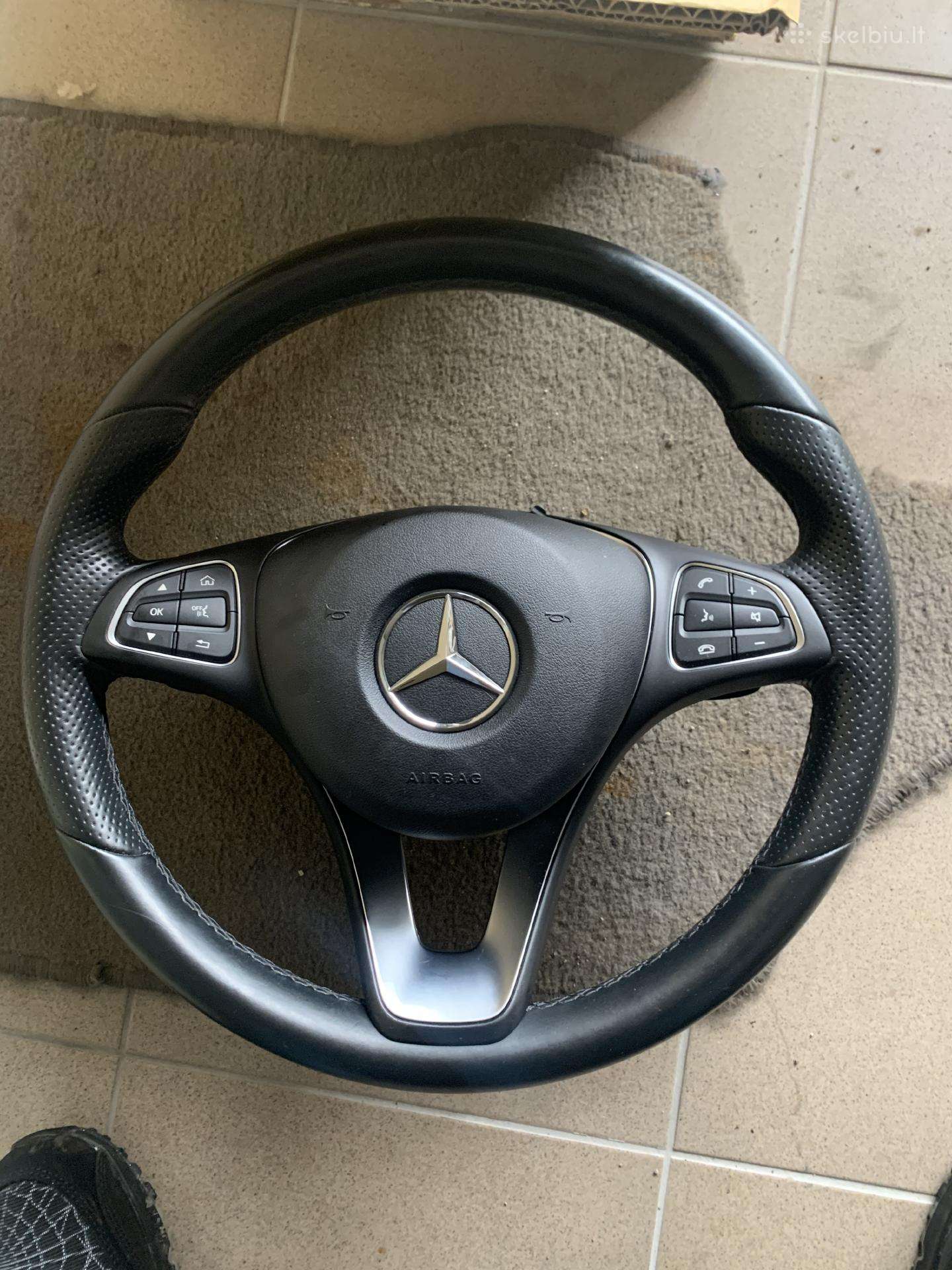 Parduodamas mersedes c 300 vairas