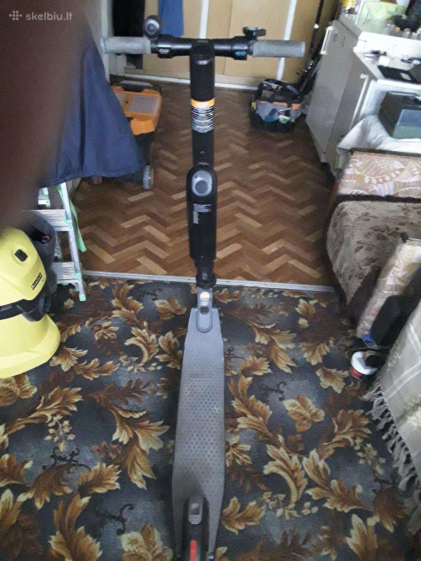 Electric scooter NINEBOT