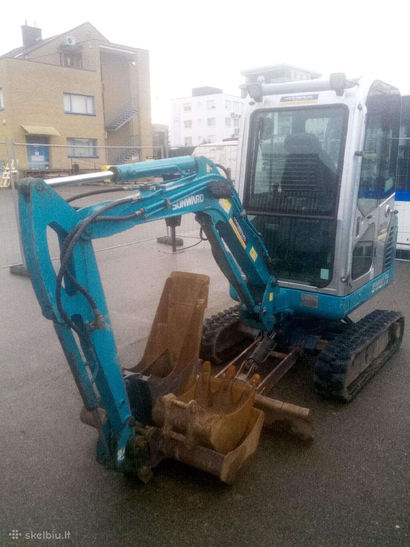 Mini ekskavatorius Sunward Swe20b