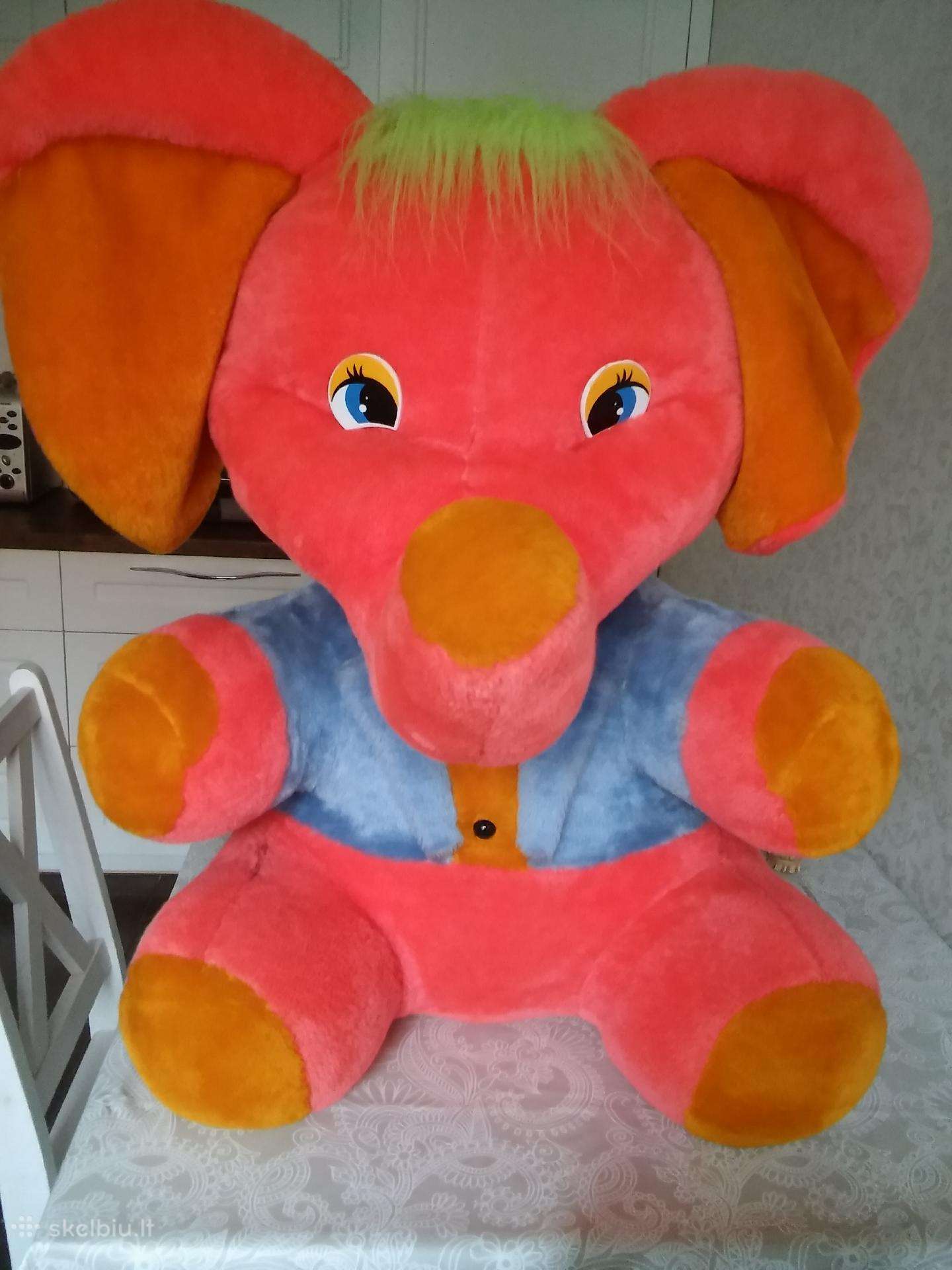 Didelis pliušinis Drambliukas