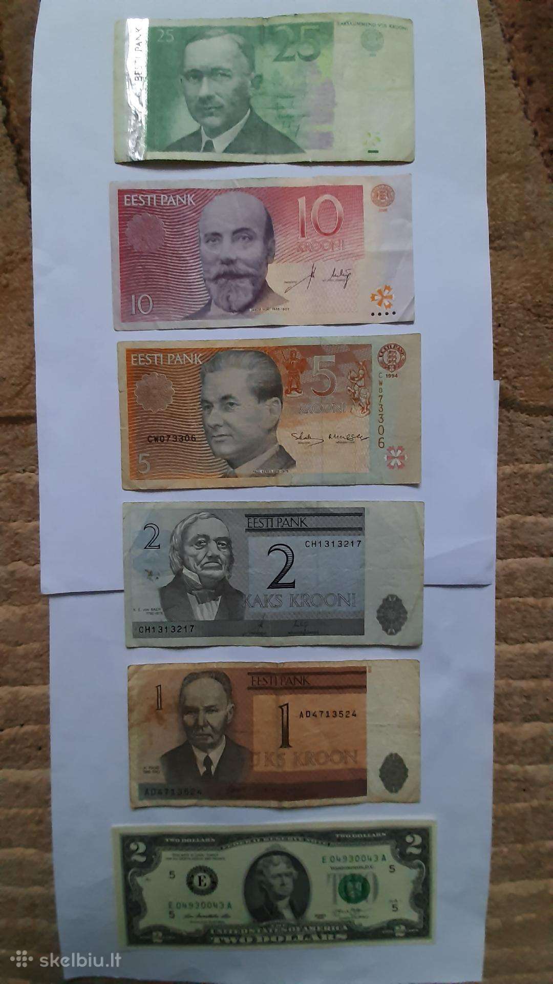 Banknotai.