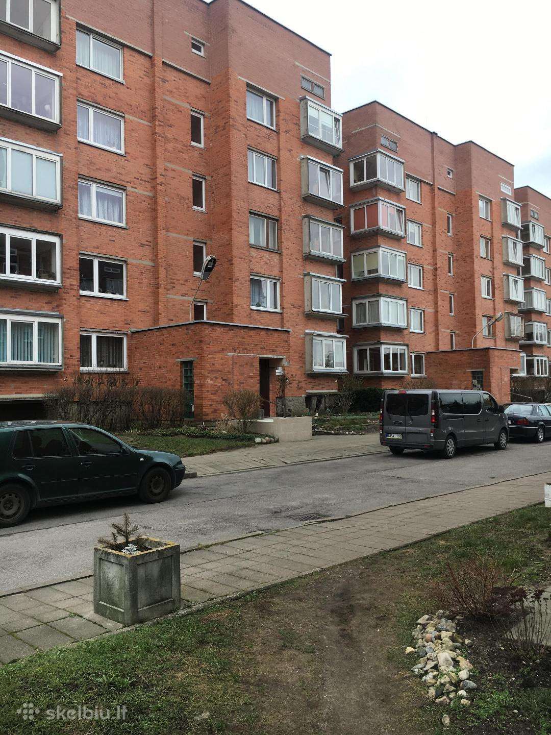 Išnomuojamas erdvus 1 kambario butas Baltijos pr.