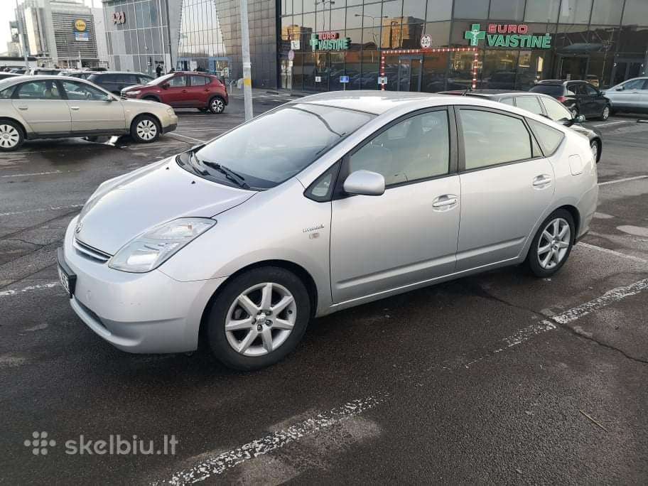 Toyota Prius, hatchback