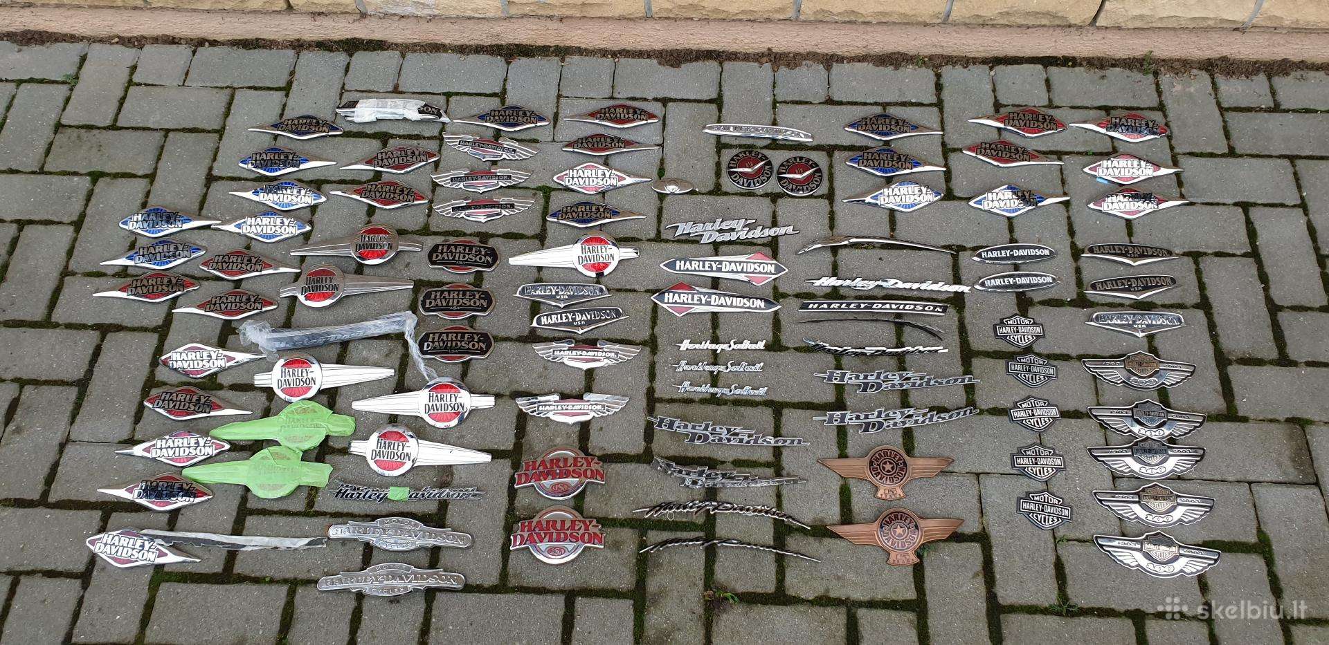 Parduodu motociklų sėdynes, daiktadėžes