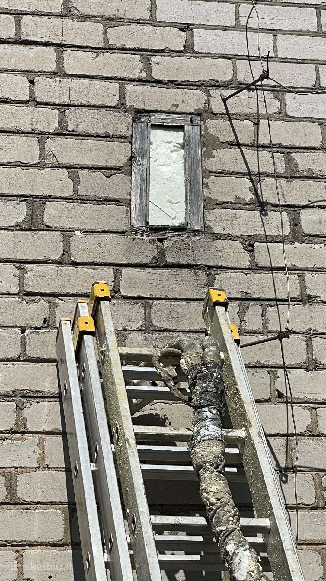 Tarpsienio Šiltinimas Valome oro tarpus perdangas.