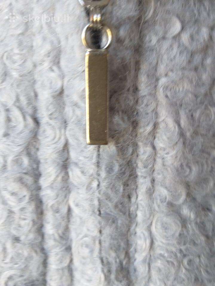 Minkšta ploni Striukė su gobtuvu, Galiu atsiųsti.