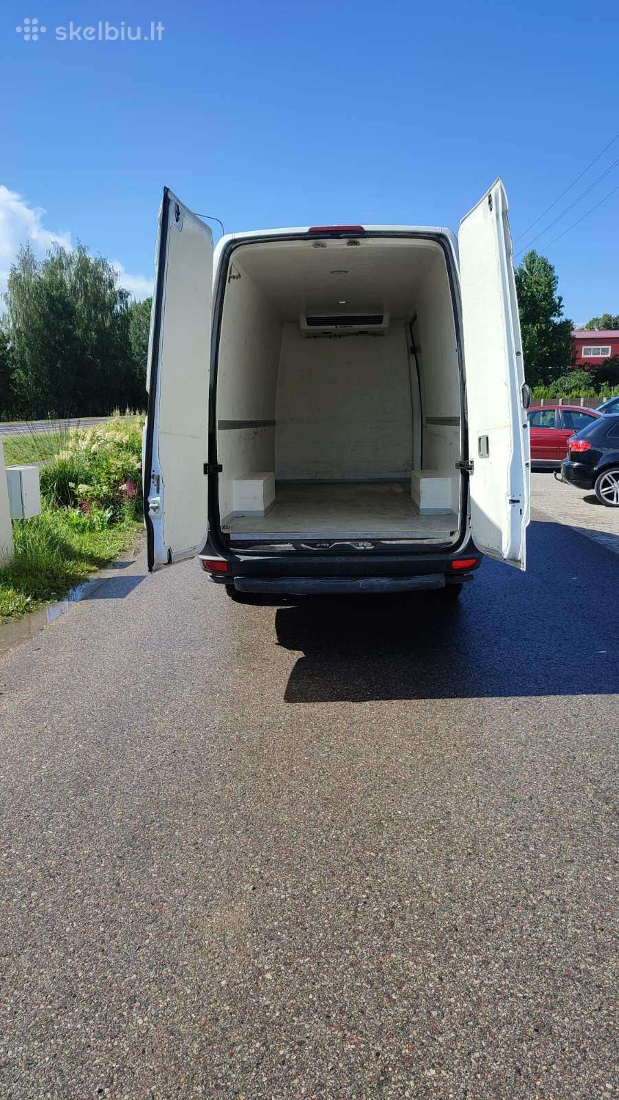 Mercedes-Benz Sprinter, cargo van