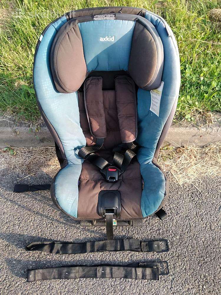 Parduodu automobilinę kėdutę Axkid Minikid.