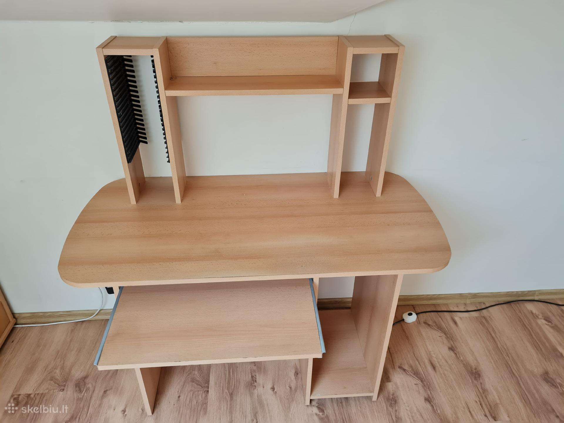 Stalas kompiuteriui/rašomasis