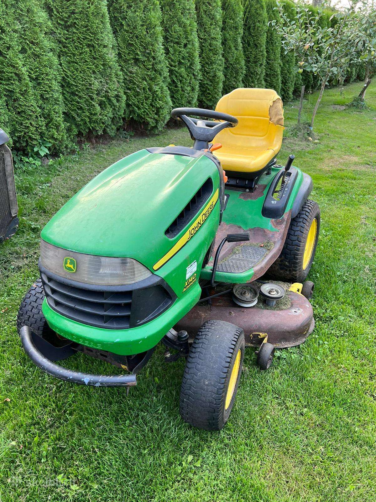 john deere x140 ride on mower