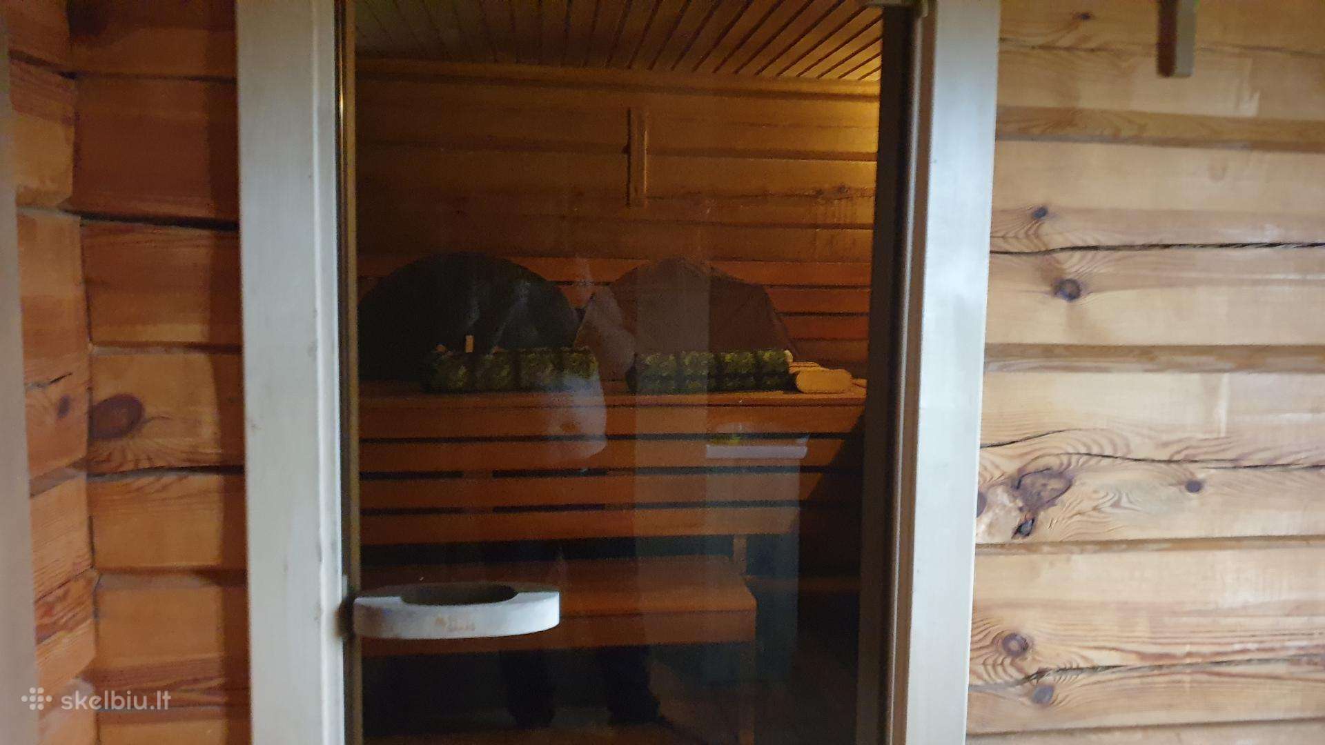 Pirtininko paslaugas.