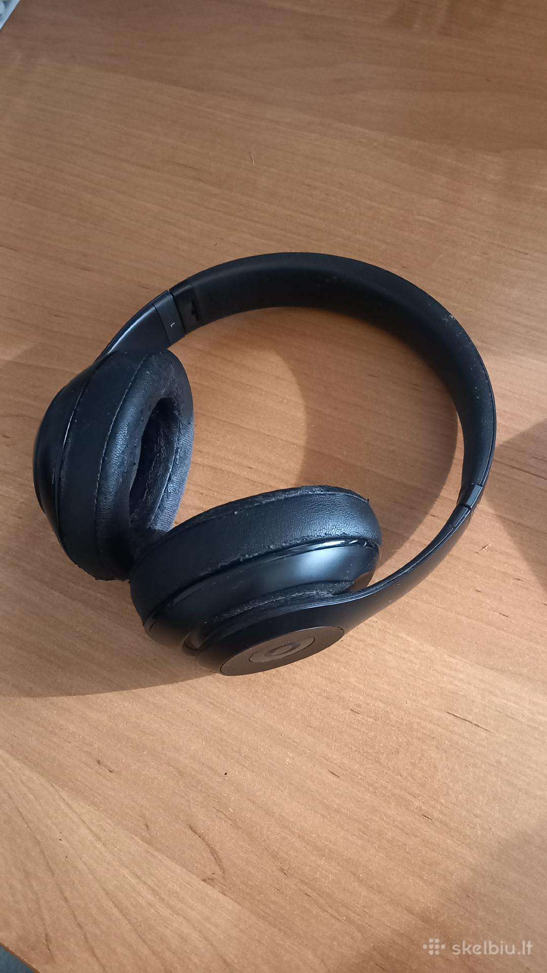 Beats Studio 2 wireless