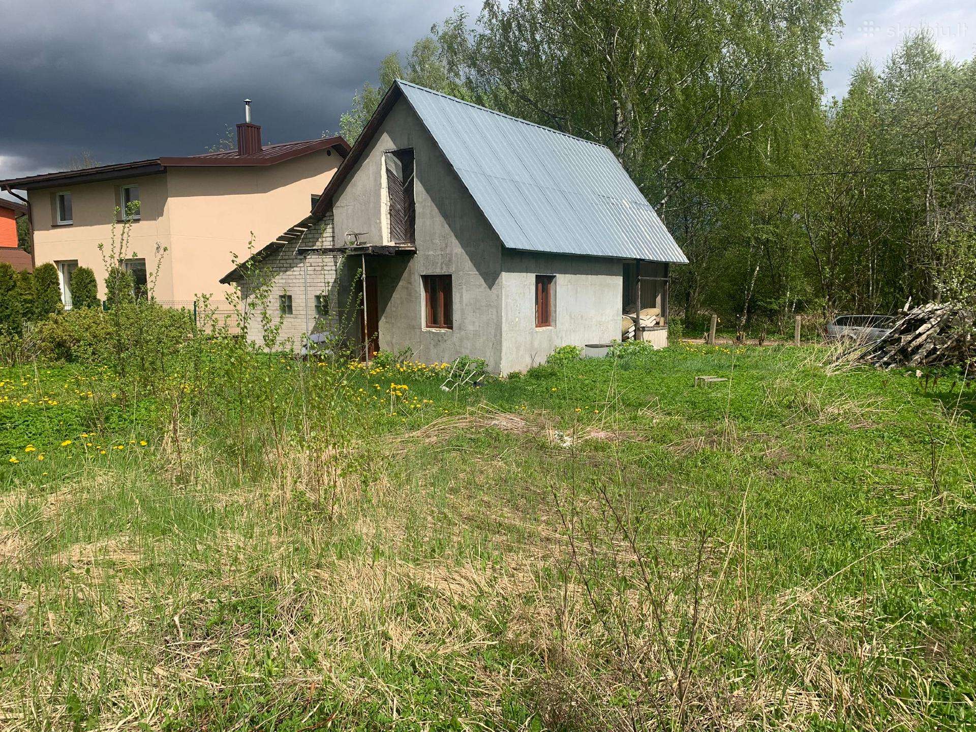 Sklypas Vilniuje su namelių ramioje vietoje