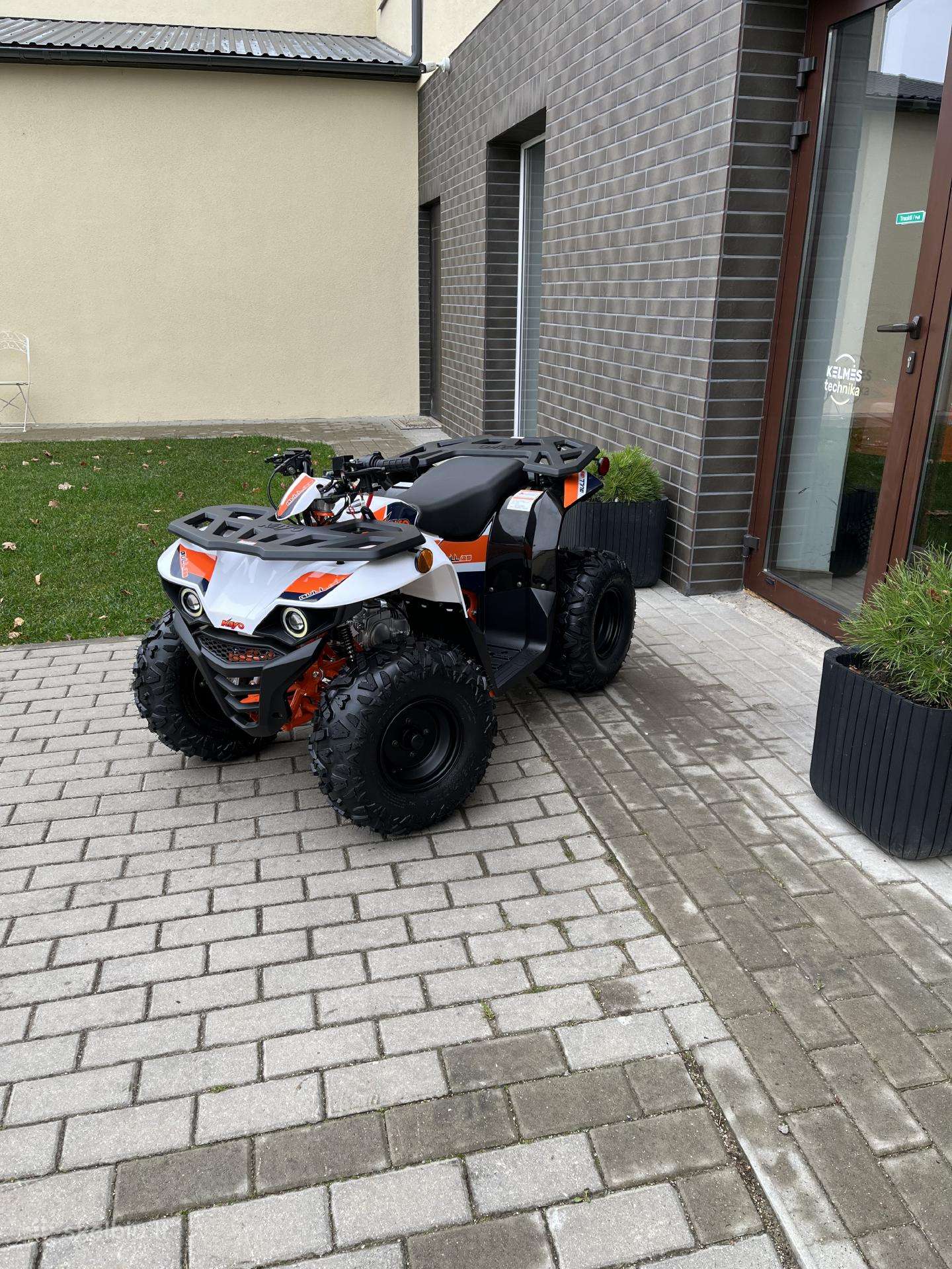 KAYO AU125 125cc, keturračiai