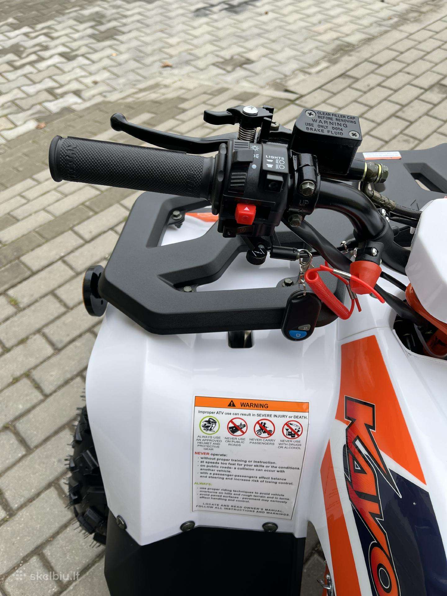 KAYO AU125 125cc, keturračiai