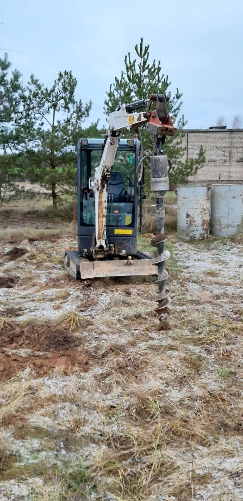 Bobcat E20, statybos transporto nuoma