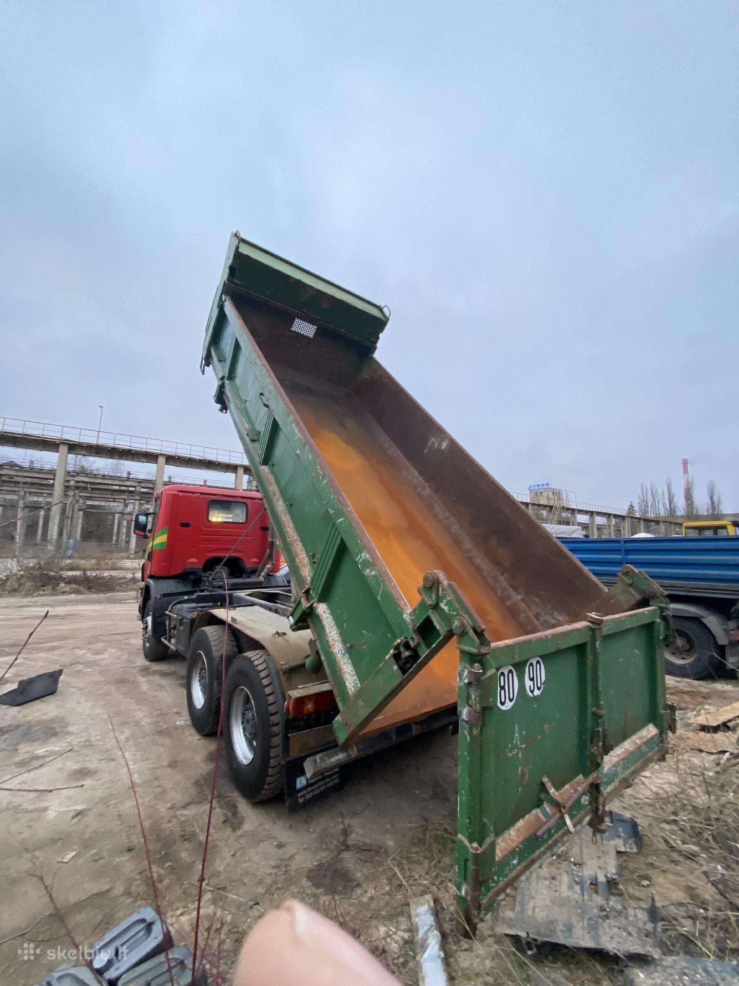 Kubota U-37, sunkvežimių nuoma