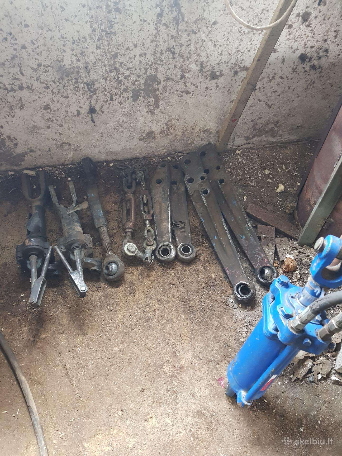 Acros, scrapers, scrubbers