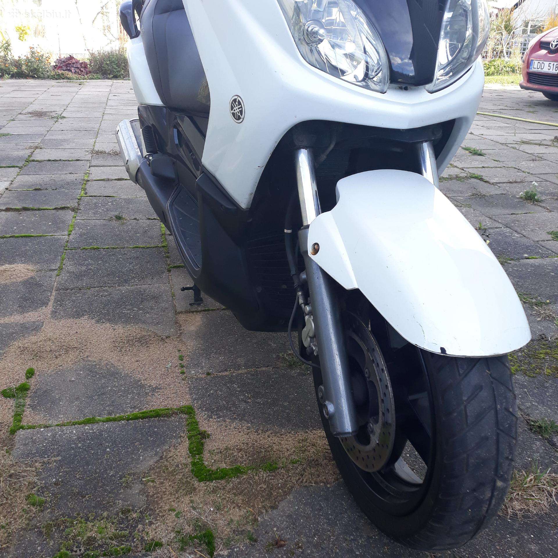 Yamaha X-max 250cc, scooters / mopeds
