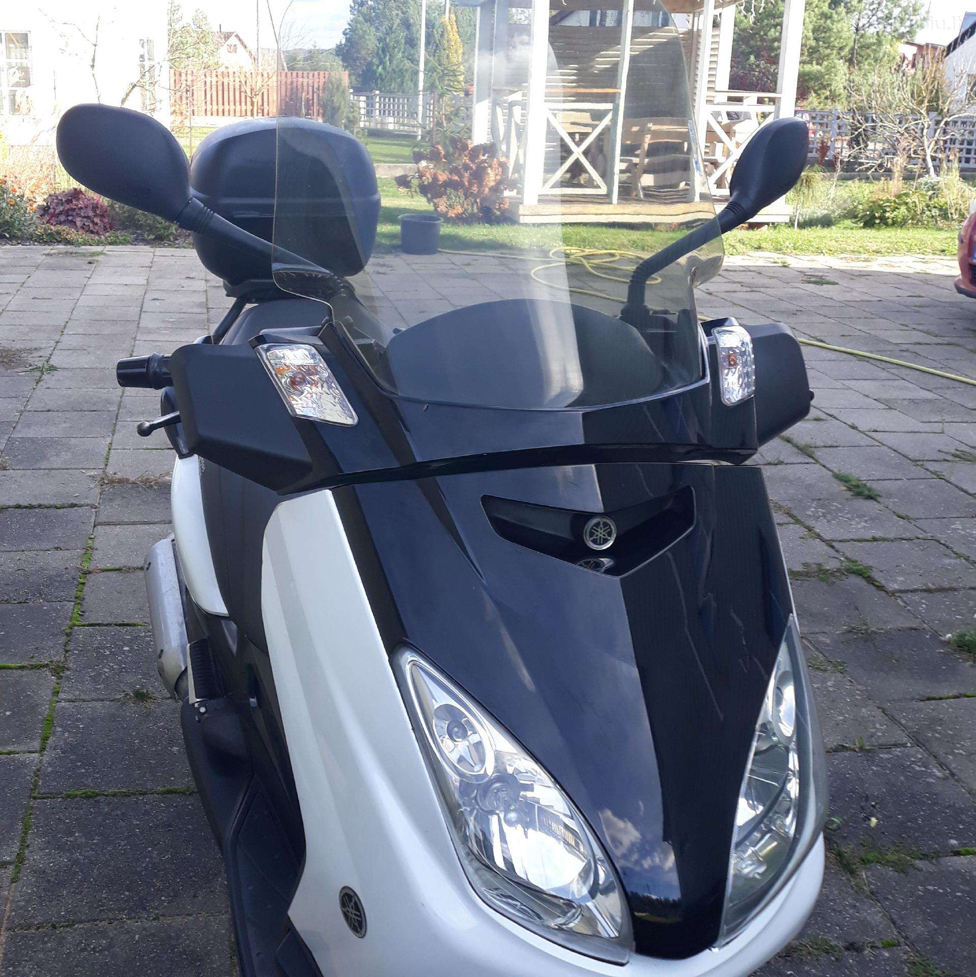 Yamaha X-max 250cc, scooters / mopeds