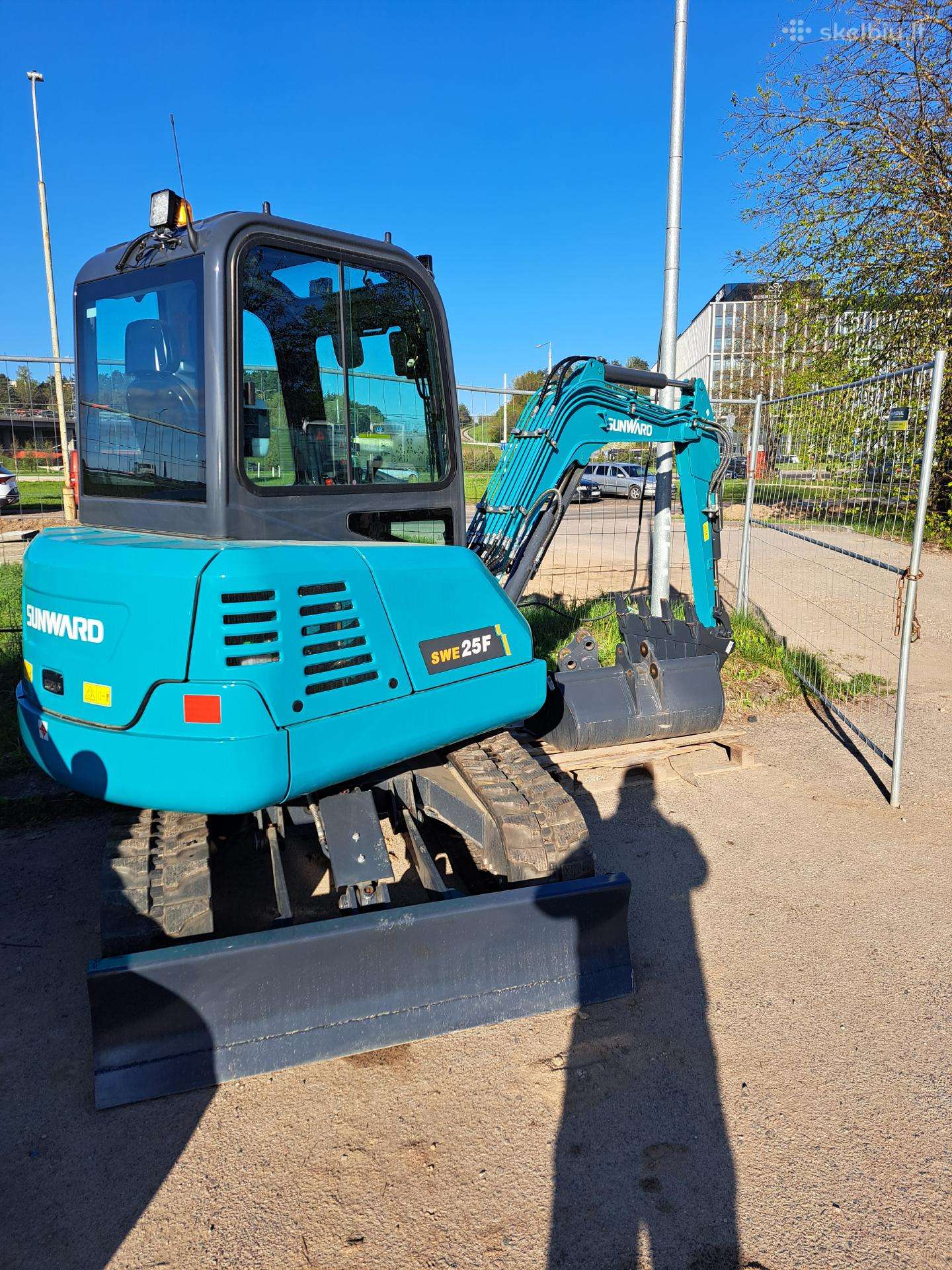 Sunward SWE25F, экскаваторы