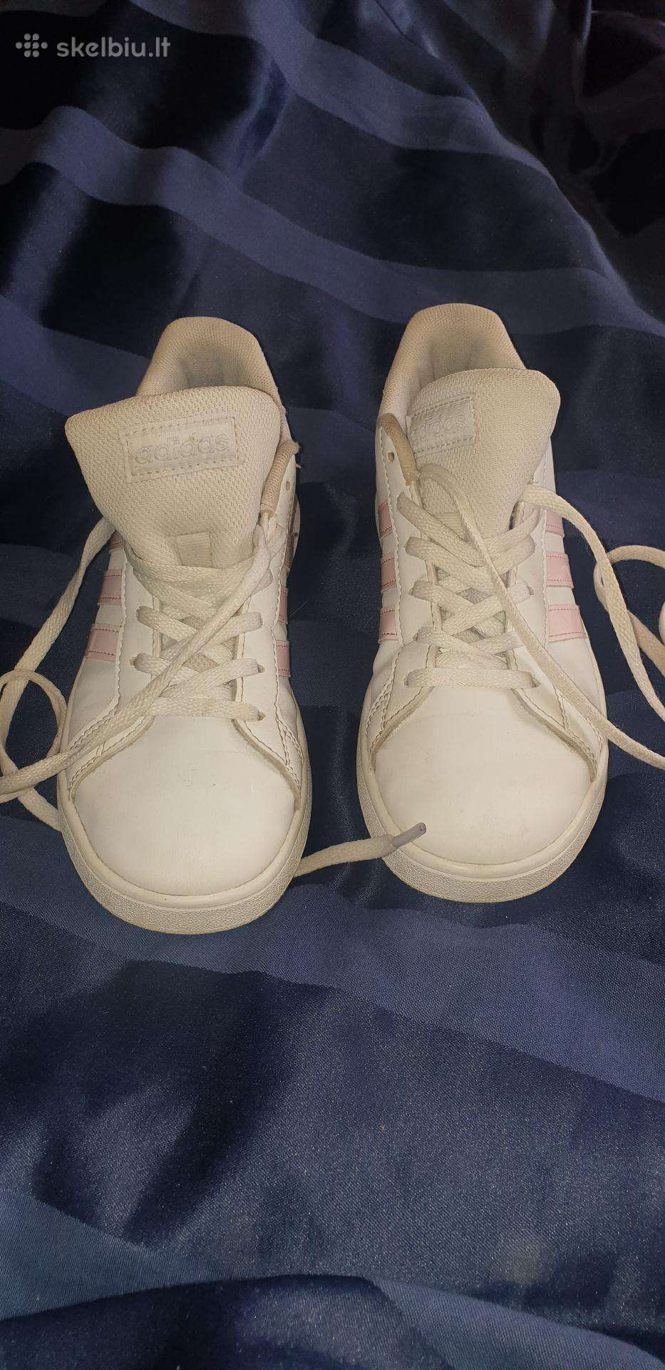Adidas kedai