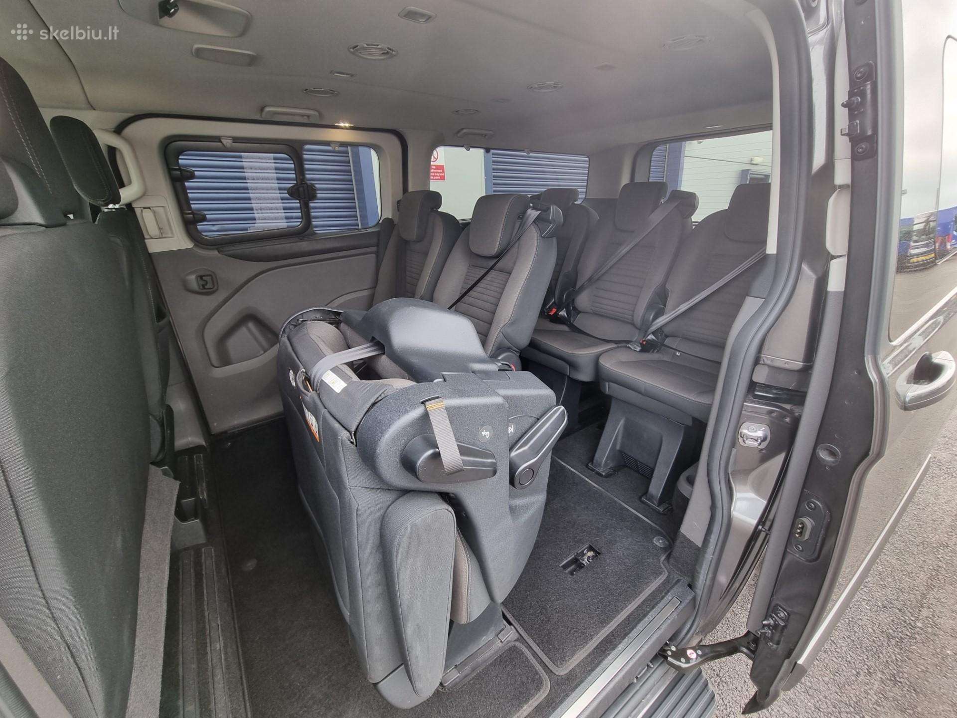 Ford Tourneo Custom, passenger minibus