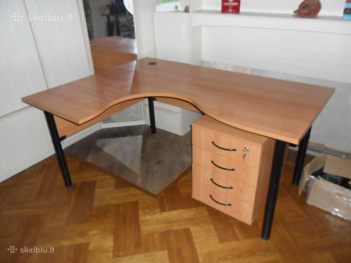 Parduodu rasomaji stala. Kaina: 161eur