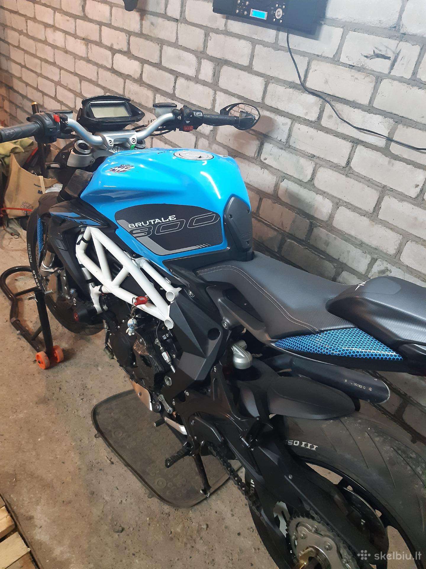 MV Agusta Brutale, street / classic