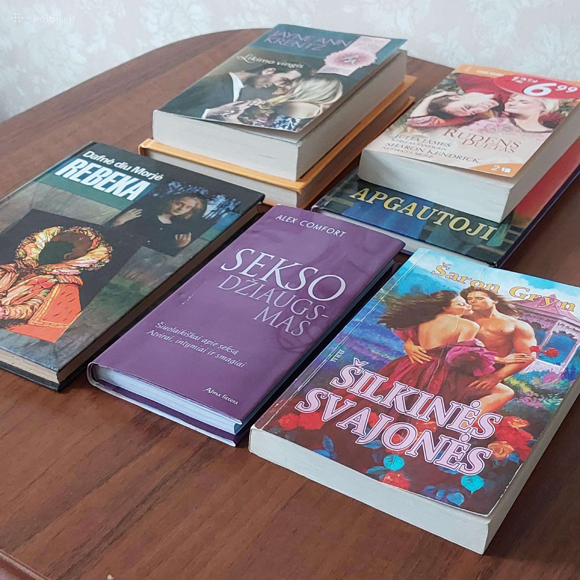 Parduodu knygas / Įdomios knygos .